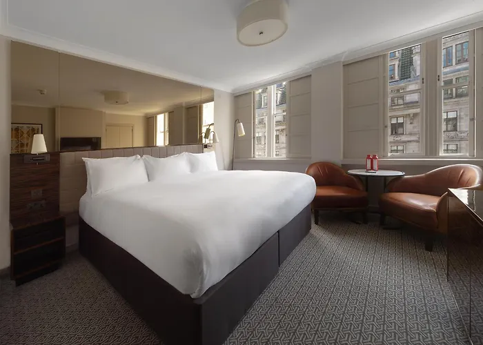 Strand Palace Londra